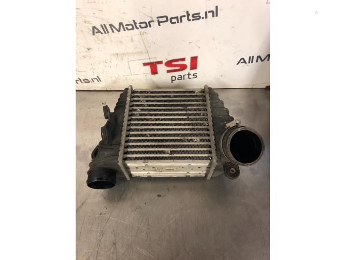 Gebruikte Intercooler Volkswagen Golf IV (1J1) 1.8 20V Turbo Prijs € 25,00 Margeregeling aangeboden door TSI-Parts / Allmotorparts B.V.