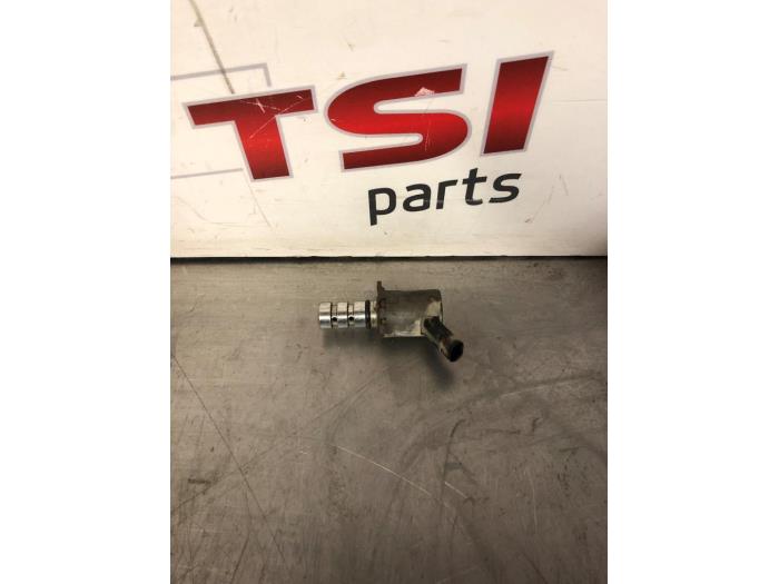 Gebruikte Oliedruk Schakelaar Volkswagen Golf VII (AUA) 1.4 TSI 16V Prijs € 12,00 Margeregeling aangeboden door TSI-Parts / Allmotorparts B.V.