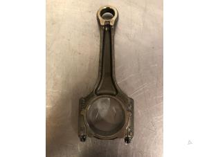 Gebruikte Drijfstang Volkswagen Golf VI (5K1) 2.0 GTI 16V Prijs € 47,50 Inclusief btw aangeboden door TSI-Parts / Allmotorparts B.V.