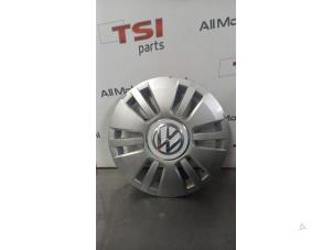 Gebruikte Wieldop Volkswagen Up! (121) 1.0 12V 60 Prijs € 15,00 Inclusief btw aangeboden door TSI-Parts / Allmotorparts B.V.