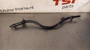 Gebruikte Peilstok Olie Audi A4 Allroad Quattro (B8) 2.0 TDI 16V Prijs € 9,99 Inclusief btw aangeboden door TSI-Parts / Allmotorparts B.V.