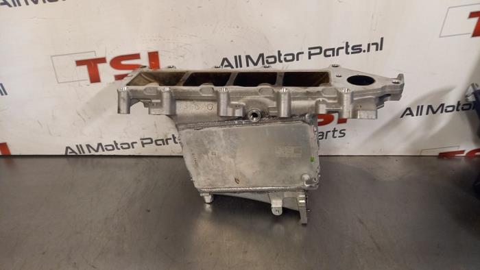 Intercooler van een Audi A4 Allroad Quattro (B8) 2.0 TDI 16V 2016