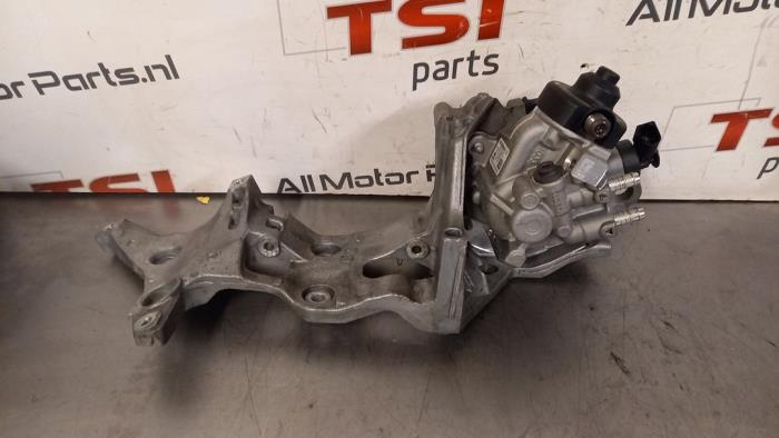 Gebruikte Hogedrukpomp Audi A4 Allroad Quattro (B8) 2.0 TDI 16V Prijs € 165,00 Margeregeling aangeboden door TSI-Parts / Allmotorparts B.V.
