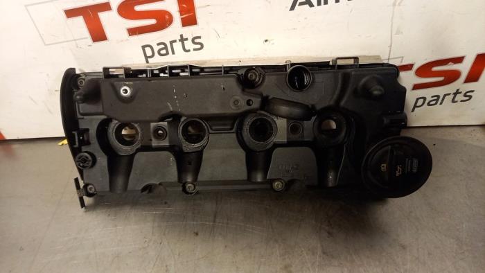 Gebruikte Kleppendeksel Audi A4 Allroad Quattro (B8) 2.0 TDI 16V Prijs € 25,00 Margeregeling aangeboden door TSI-Parts / Allmotorparts B.V.