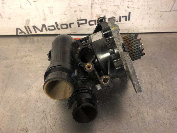 Gebruikte Waterpomp Volkswagen Golf VI (5K1) 2.0 GTI 16V Prijs € 41,00 Margeregeling aangeboden door TSI-Parts / Allmotorparts B.V.
