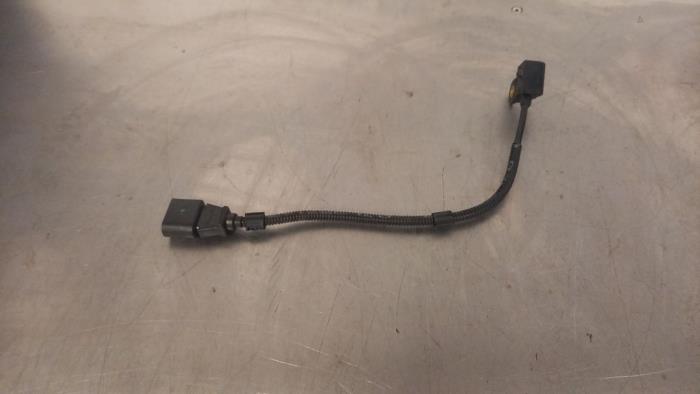 Gebruikte Sensor Nokkenas Volkswagen Caddy III (2KA,2KH,2CA,2CH) 1.6 TDI 16V Prijs € 12,00 Margeregeling aangeboden door TSI-Parts / Allmotorparts B.V.