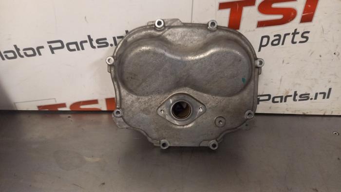 Gebruikte Distributiedeksel Audi RS 6 Avant (C7) 4.0 V8 TFSI 32V Prijs € 41,00 Margeregeling aangeboden door TSI-Parts / Allmotorparts B.V.