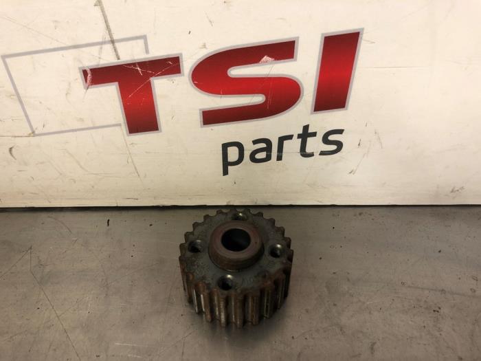 Gebruikte Krukas Tandwiel Volkswagen Transporter T5 2.0 TDI DRF 4Motion Prijs € 9,50 Margeregeling aangeboden door TSI-Parts / Allmotorparts B.V.