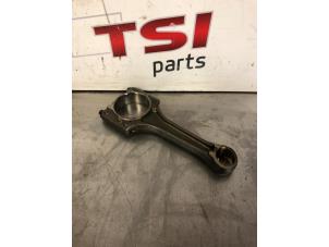 Gebruikte Drijfstang Audi A4 (B8) 1.8 TFSI 16V Prijs € 70,00 Inclusief btw aangeboden door TSI-Parts / Allmotorparts B.V.