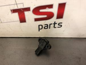 Gebruikte Brandstofdruk sensor Seat Arona (KJX) 1.0 TSI 12V Prijs € 25,00 Inclusief btw aangeboden door TSI-Parts / Allmotorparts B.V.