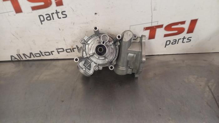 Gebruikte Waterpomp Audi A8 (D4) 4.0 V8 32V 60 TFSI Quattro Prijs € 124,00 Margeregeling aangeboden door TSI-Parts / Allmotorparts B.V.