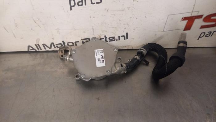 Gebruikte Vacuumpomp (Benzine) Audi A8 (D4) 4.0 V8 32V 60 TFSI Quattro Prijs € 58,00 Margeregeling aangeboden door TSI-Parts / Allmotorparts B.V.