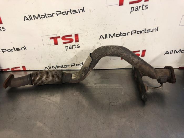 Gebruikte Uitlaat voorpijp Seat Leon (1P1) 1.2 TSI Prijs € 29,00 Margeregeling aangeboden door TSI-Parts / Allmotorparts B.V.