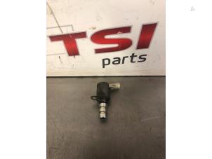 Gebruikte Schakelaar Oliedruk Volkswagen Golf VIII (CD1) 2.0 GTI Clubsport 16V Prijs € 20,00 Inclusief btw aangeboden door TSI-Parts / Allmotorparts B.V.