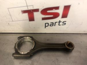 Gebruikte Drijfstang Audi RS 6 Avant (C7) 4.0 V8 TFSI 32V Prijs € 200,00 Inclusief btw aangeboden door TSI-Parts / Allmotorparts B.V.