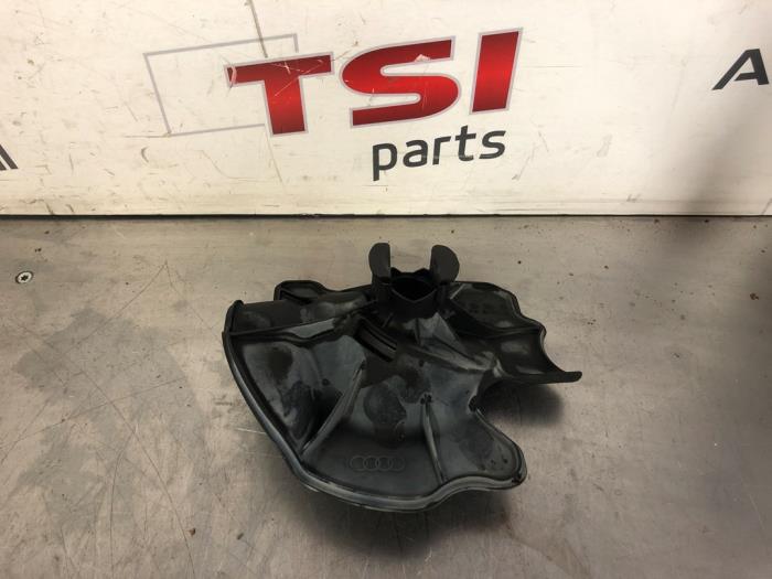 Gebruikte Olie aanzuigbuis Audi RS 6 Avant (C7) 4.0 V8 TFSI 32V Prijs € 29,00 Margeregeling aangeboden door TSI-Parts / Allmotorparts B.V.