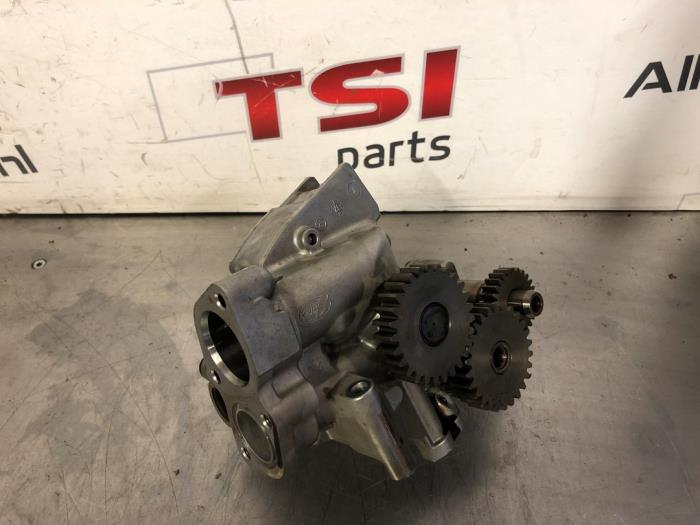 Gebruikte Oliepomp Audi RS 6 Avant (C7) 4.0 V8 TFSI 32V Prijs € 145,00 Margeregeling aangeboden door TSI-Parts / Allmotorparts B.V.