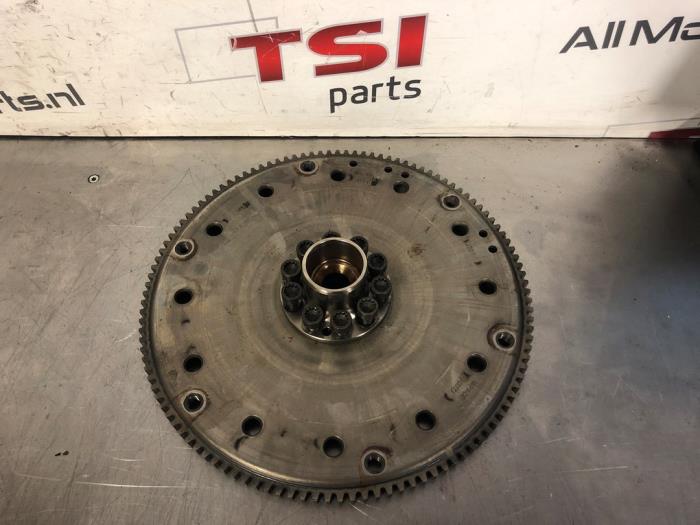 Gebruikte Starterkrans Audi RS 6 Avant (C7) 4.0 V8 TFSI 32V Prijs € 41,00 Margeregeling aangeboden door TSI-Parts / Allmotorparts B.V.