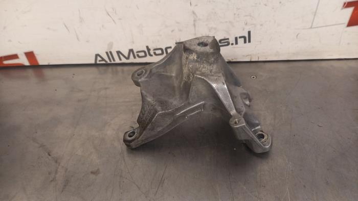 Gebruikte Motorrubber Audi RS 6 Avant (C7) 4.0 V8 TFSI 32V Prijs € 17,00 Margeregeling aangeboden door TSI-Parts / Allmotorparts B.V.