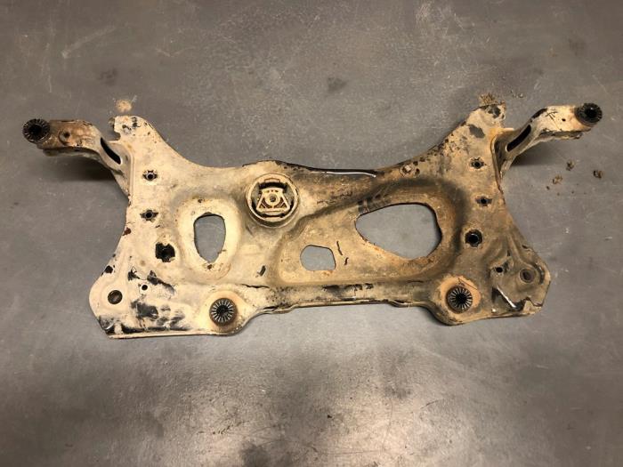 Gebruikte Subframe Volkswagen Golf VII (AUA) 1.4 TSI 16V Prijs € 145,00 Margeregeling aangeboden door TSI-Parts / Allmotorparts B.V.
