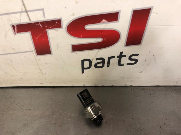 Gebruikte Oliedruk sensor Seat Arona (KJX) 1.5 TSI 16V Prijs € 37,00 Margeregeling aangeboden door TSI-Parts / Allmotorparts B.V.