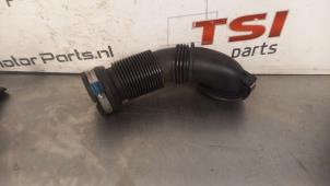 Gebruikte Luchtinlaat slang Audi TT (8J3) 2.0 TFSI 16V Prijs € 20,00 Inclusief btw aangeboden door TSI-Parts / Allmotorparts B.V.