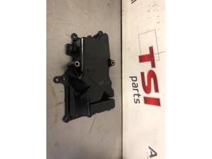 Gebruikte Carterventilatie Volkswagen Polo V (6R) 1.2 TSI Prijs € 15,00 Inclusief btw aangeboden door TSI-Parts / Allmotorparts B.V.