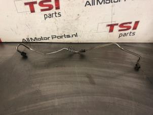Gebruikte Oliedruk Leiding Volkswagen Touran (1T1/T2) 1.9 TDI 105 Euro 3 Prijs € 30,00 Inclusief btw aangeboden door TSI-Parts / Allmotorparts B.V.