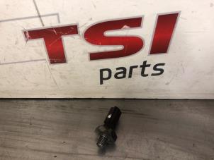 Gebruikte Oliedruk sensor Volkswagen Touran (1T1/T2) 1.9 TDI 105 Euro 3 Prijs € 15,00 Inclusief btw aangeboden door TSI-Parts / Allmotorparts B.V.