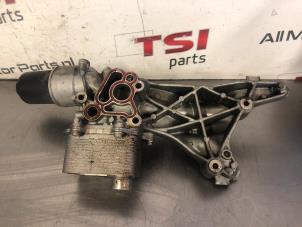 Gebruikte Oliefilterhuis Audi A4 Avant (B9) 2.0 TFSI 16V Mild Hybrid Quattro Prijs € 40,00 Inclusief btw aangeboden door TSI-Parts / Allmotorparts B.V.