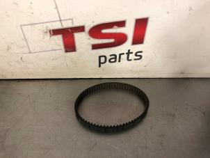 Gebruikte Distributieriem Audi A5 (F53/F5P) 2.0 45 TFSI Mild Hybrid 16V Quattro Prijs € 12,50 Inclusief btw aangeboden door TSI-Parts / Allmotorparts B.V.