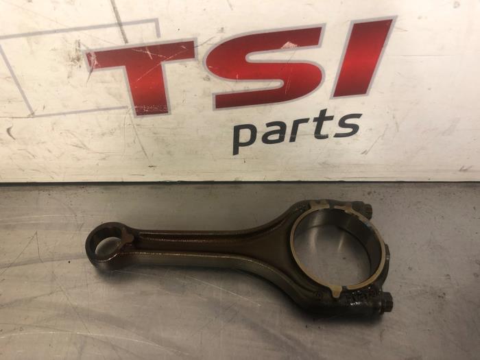 Gebruikte Drijfstang Volkswagen Golf VII (AUA) 1.5 TSI Evo BMT 16V Prijs € 83,00 Margeregeling aangeboden door TSI-Parts / Allmotorparts B.V.