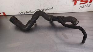 Gebruikte Koelwaterslang Audi TT (8J3) 2.0 TFSI 16V Prijs € 30,00 Inclusief btw aangeboden door TSI-Parts / Allmotorparts B.V.