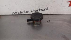 Gebruikte Zuiger Mercedes C (W205) C-300 2.0 Turbo 16V 4-Matic Prijs € 50,00 Inclusief btw aangeboden door TSI-Parts / Allmotorparts B.V.