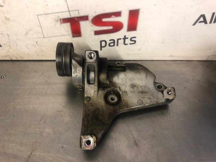 Gebruikte Spanrol Multiriem Volkswagen Polo V (6R) 1.2 TSI Prijs € 25,00 Margeregeling aangeboden door TSI-Parts / Allmotorparts B.V.