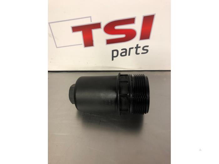 Gebruikte Oliefilterhouder Volkswagen Tiguan Allspace (BW2) 2.0 TSI 16V BlueMotion Technology 4Motion Prijs € 8,00 Margeregeling aangeboden door TSI-Parts / Allmotorparts B.V.