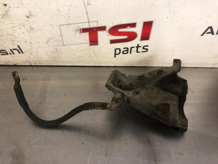 Gebruikte Motorsteun Audi A6 (C6) 3.0 V6 24V TFSI Quattro Prijs € 21,00 Margeregeling aangeboden door TSI-Parts / Allmotorparts B.V.