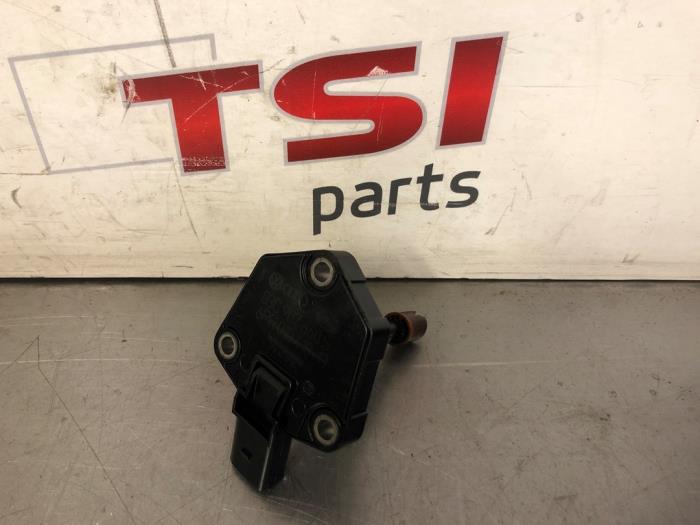 Gebruikte Olie niveau sensor Audi A6 (C6) 3.0 V6 24V TFSI Quattro Prijs € 15,00 Margeregeling aangeboden door TSI-Parts / Allmotorparts B.V.