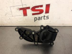 Gebruikte Thermostaathuis Audi A6 (C6) 3.0 V6 24V TFSI Quattro Prijs € 75,00 Inclusief btw aangeboden door TSI-Parts / Allmotorparts B.V.