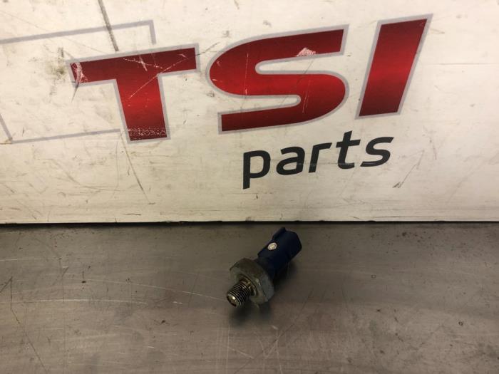 Gebruikte Oliedruk Schakelaar Audi A3 Limousine (8VS/8VM) 1.4 TFSI ACT 16V Prijs € 8,00 Margeregeling aangeboden door TSI-Parts / Allmotorparts B.V.