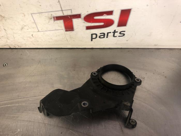 Gebruikte Distributiedeksel Audi A3 Limousine (8VS/8VM) 1.4 TFSI ACT 16V Prijs € 8,00 Margeregeling aangeboden door TSI-Parts / Allmotorparts B.V.