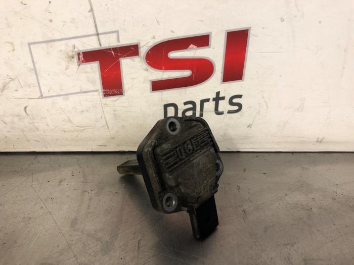 Gebruikte Oliepeil sensor Audi Q7 (4LB) 4.2 FSI V8 32V Prijs € 8,00 Margeregeling aangeboden door TSI-Parts / Allmotorparts B.V.