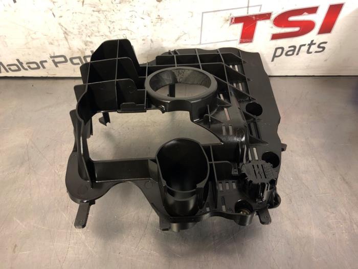 Gebruikte Carterpan Audi Q5 (8RB) 2.0 TFSI 16V Quattro Prijs € 12,00 Margeregeling aangeboden door TSI-Parts / Allmotorparts B.V.