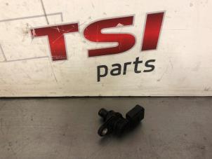 Gebruikte Nokkenas Sensor Volkswagen Golf V (1K1) 1.4 16V Prijs € 12,10 Inclusief btw aangeboden door TSI-Parts / Allmotorparts B.V.