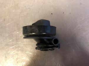 Oliedop van een Volkswagen Golf V (1K1) 1.4 16V 2004