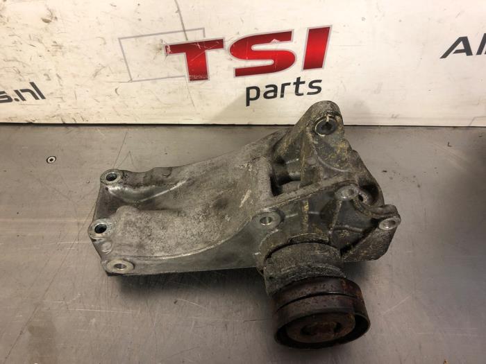 Gebruikte Spanrol Multiriem Volkswagen Lupo (6X1) 1.0 MPi 50 Prijs € 21,00 Margeregeling aangeboden door TSI-Parts / Allmotorparts B.V.