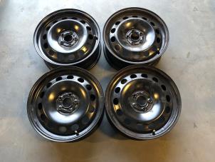 Gebruikte Velgen set Volkswagen Polo VI (AW1) 1.0 12V BlueMotion Technology Prijs € 75,00 Inclusief btw aangeboden door TSI-Parts / Allmotorparts B.V.