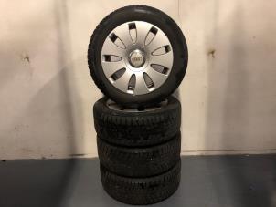 Gebruikte Velgen set + winterbanden Audi A4 Avant (B7) 1.6 Prijs € 150,00 Inclusief btw aangeboden door TSI-Parts / Allmotorparts B.V.