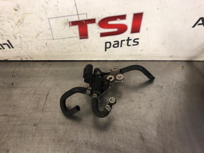 Gebruikte Turbodrukregelaar Volkswagen Golf VI (5K1) 2.0 GTI 16V Prijs € 12,00 Margeregeling aangeboden door TSI-Parts / Allmotorparts B.V.