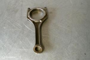 Gebruikte Drijfstang Audi RS 5 (8F7) 4.2 V8 32V Prijs € 95,00 Inclusief btw aangeboden door TSI-Parts / Allmotorparts B.V.